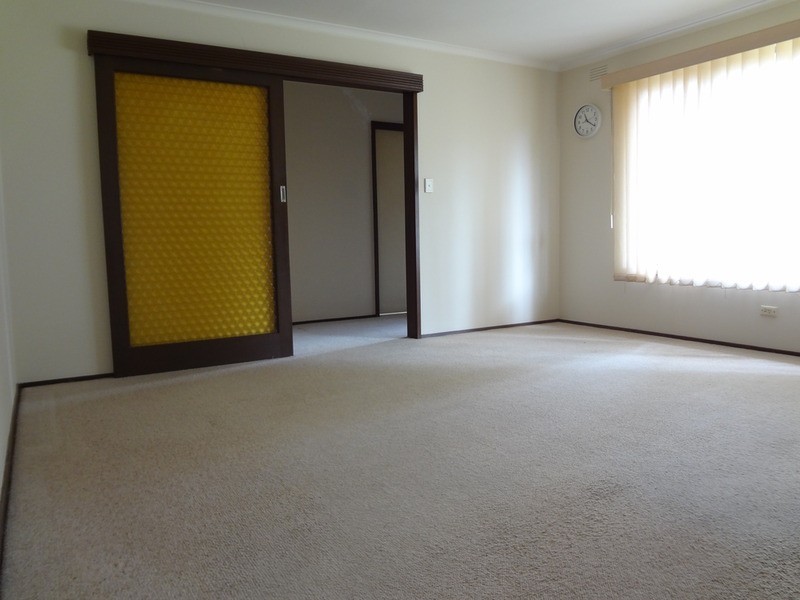 130 Lomond Avenue, Kilsyth VIC 3137