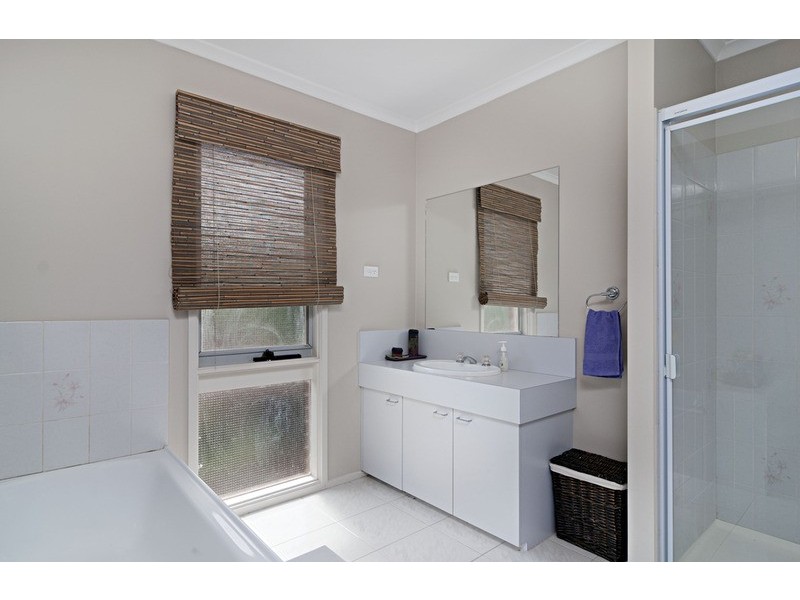 8 Britannia Way, Lilydale VIC 3140