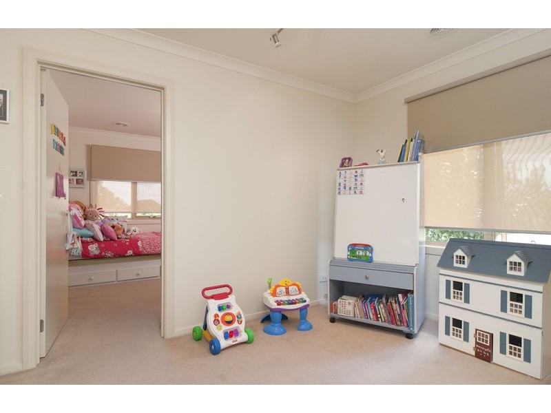 1 Peter Court, Mooroolbark VIC 3138