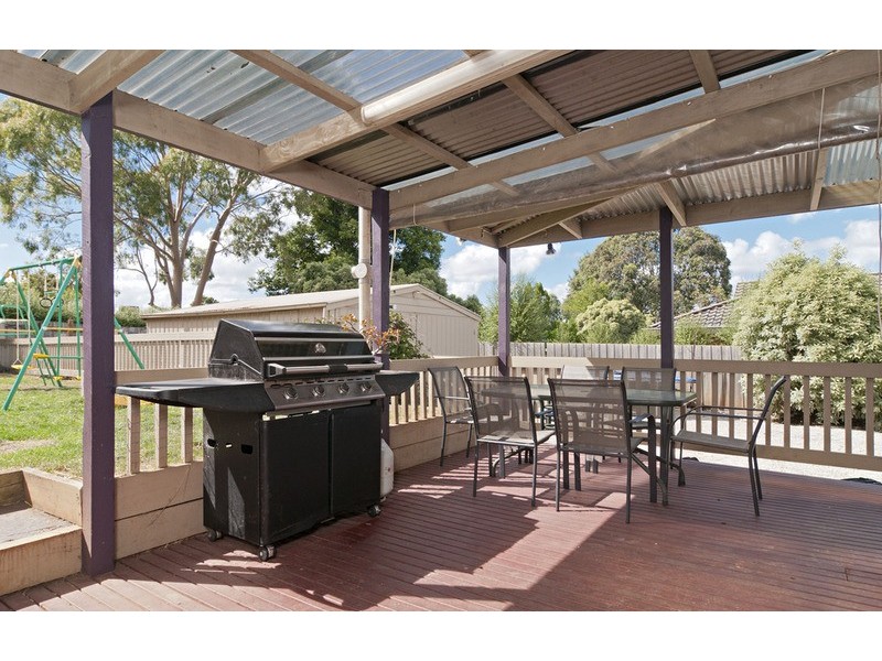 142 Hayrick Lane, Mooroolbark VIC 3138