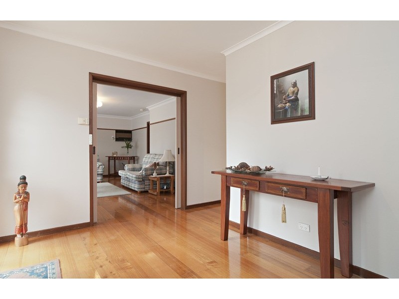 91 Bellara  Drive, Mooroolbark VIC 3138