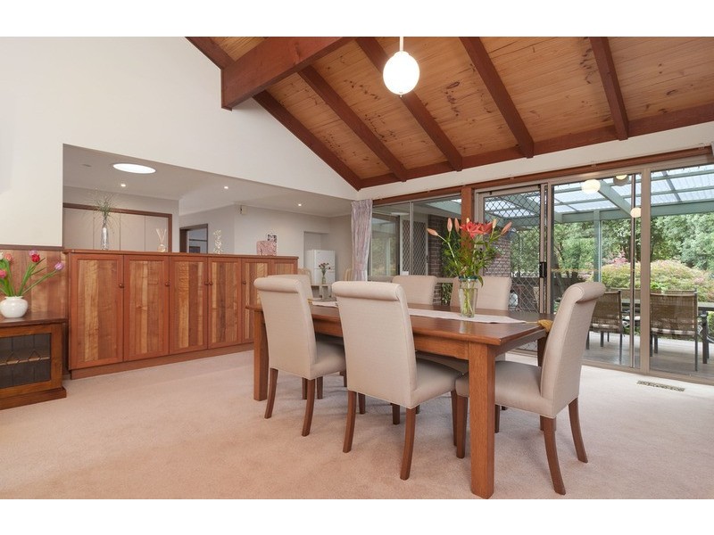 91 Bellara  Drive, Mooroolbark VIC 3138