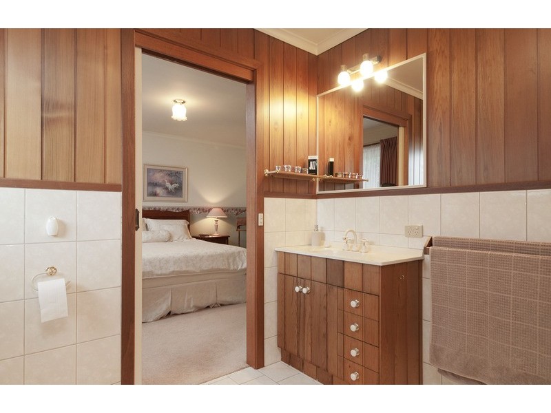 91 Bellara  Drive, Mooroolbark VIC 3138