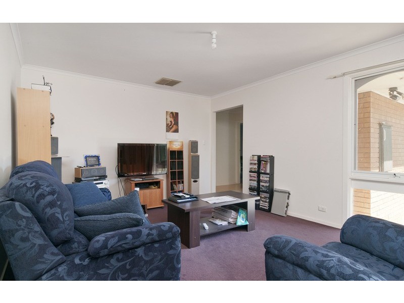 4 Nambour Drive, Mooroolbark VIC 3138
