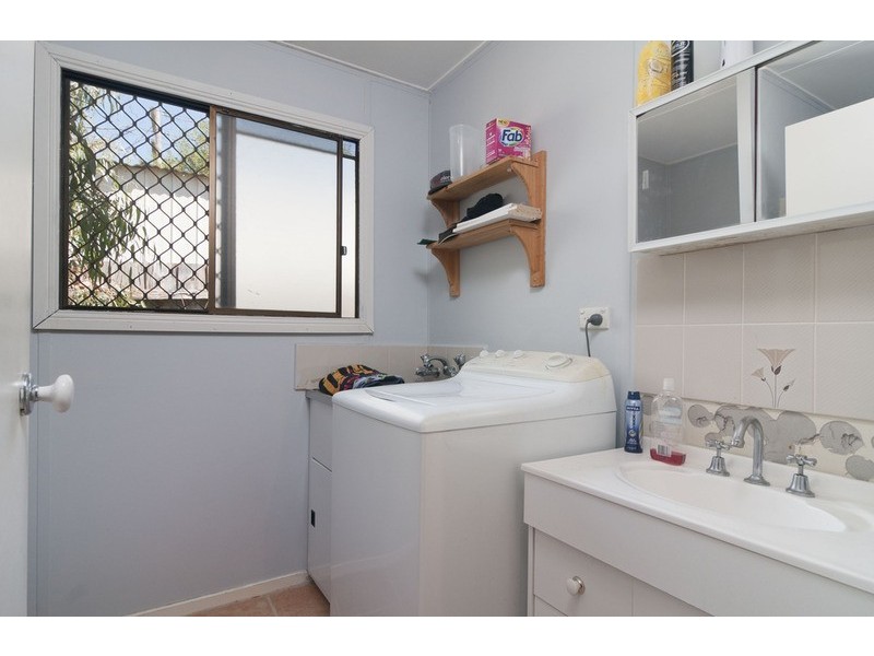 4 Nambour Drive, Mooroolbark VIC 3138