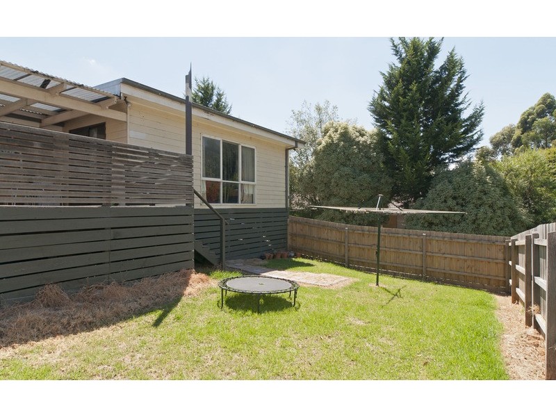 4 Nambour Drive, Mooroolbark VIC 3138