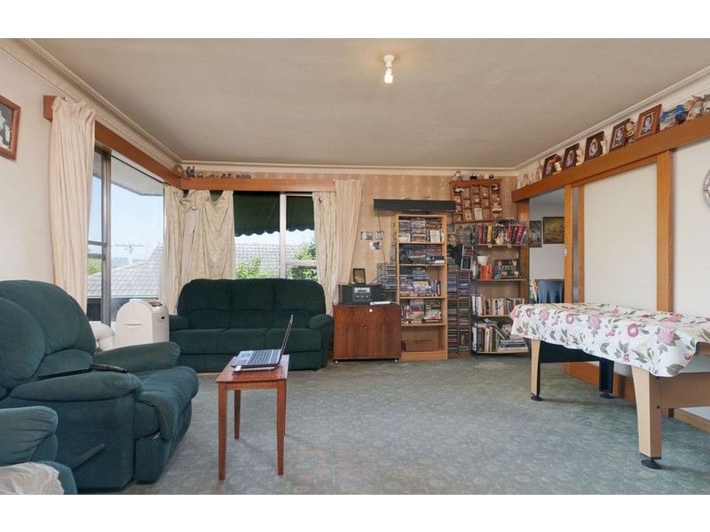 35 Sweetland  Road, Mooroolbark VIC 3138