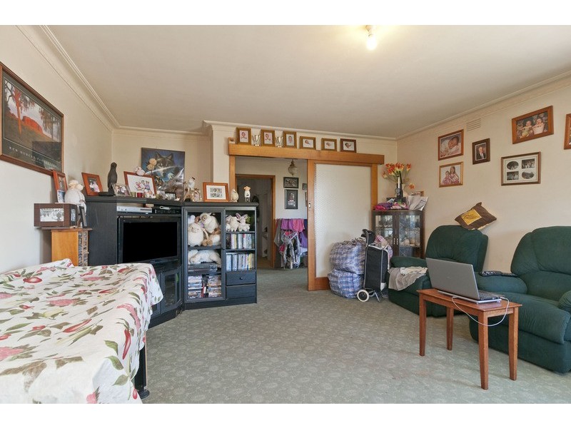 35 Sweetland  Road, Mooroolbark VIC 3138