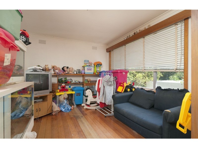 35 Sweetland  Road, Mooroolbark VIC 3138