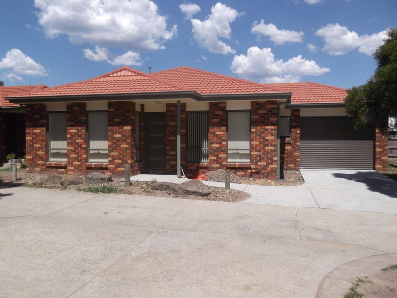 7/10-12  Urana Street, Kilsyth VIC 3137