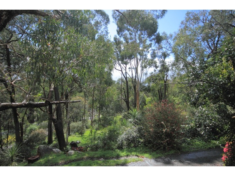 386 Sheffield Road, Montrose VIC 3765