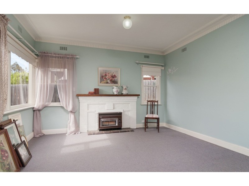 2 Beenak Road, Wandin North VIC 3139