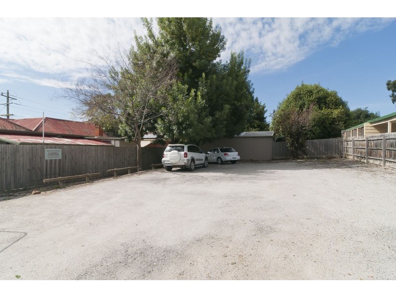 2 Beenak Road, Wandin North VIC 3139