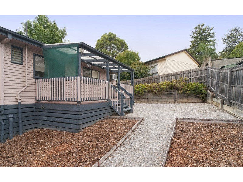 11 Coolabah Street, Mooroolbark VIC 3138
