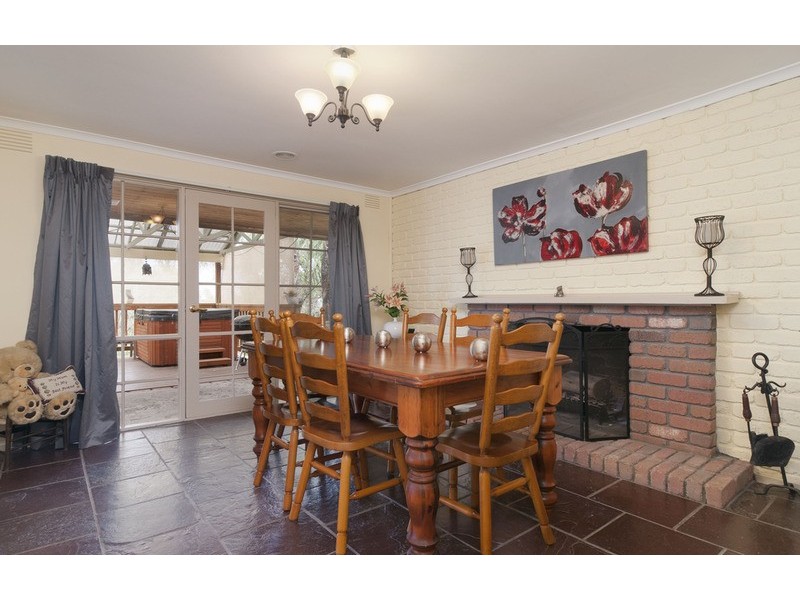 63 Johns Crescent, Mount Evelyn VIC 3796