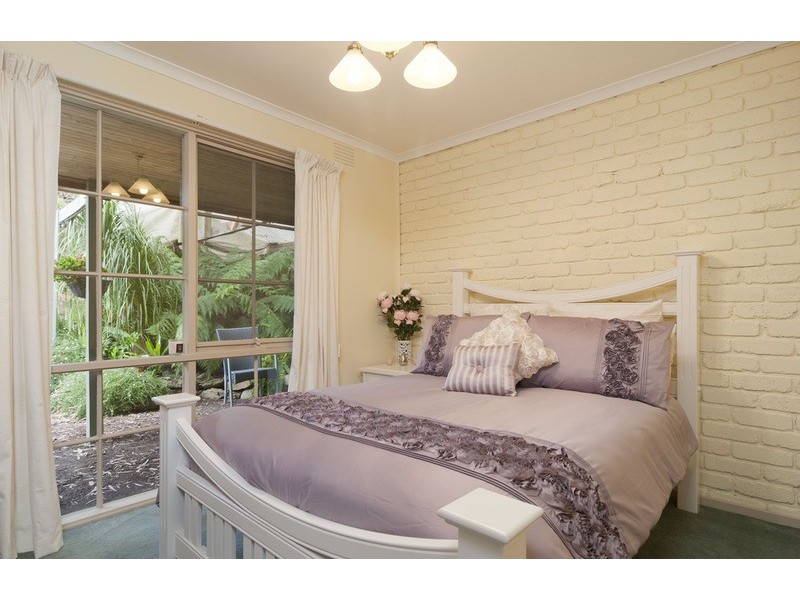 63 Johns Crescent, Mount Evelyn VIC 3796