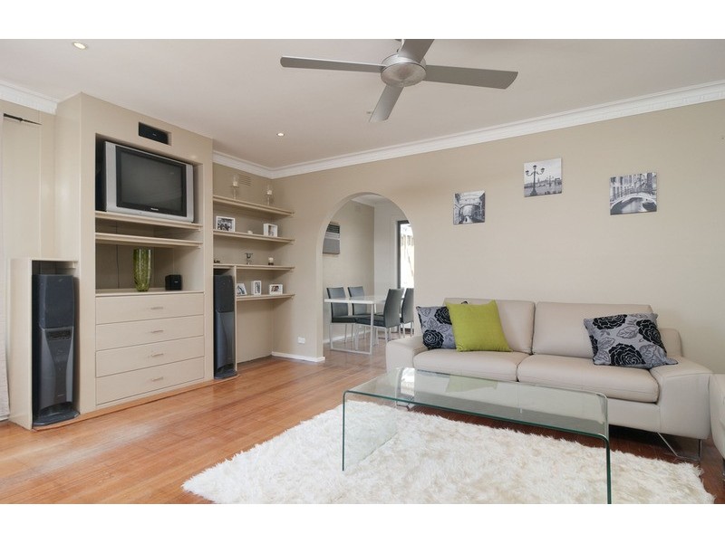 1/5 Glen Dhu Road, Kilsyth VIC 3137