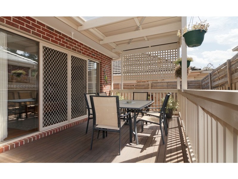 8 Greenville Street, Mooroolbark VIC 3138