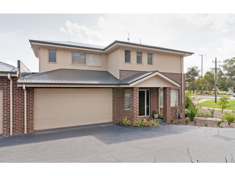 8/4-6 Cambridge Road, Mooroolbark VIC 3138