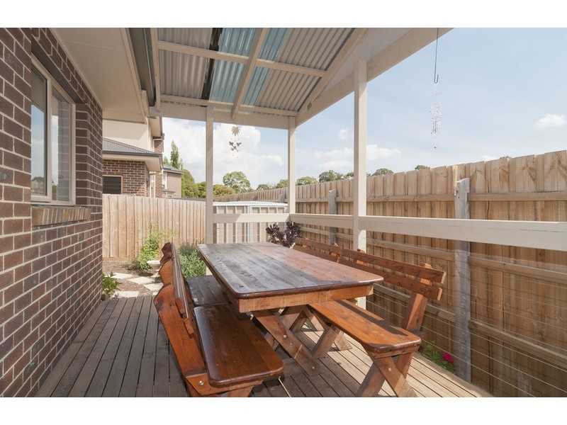 8/4-6 Cambridge Road, Mooroolbark VIC 3138