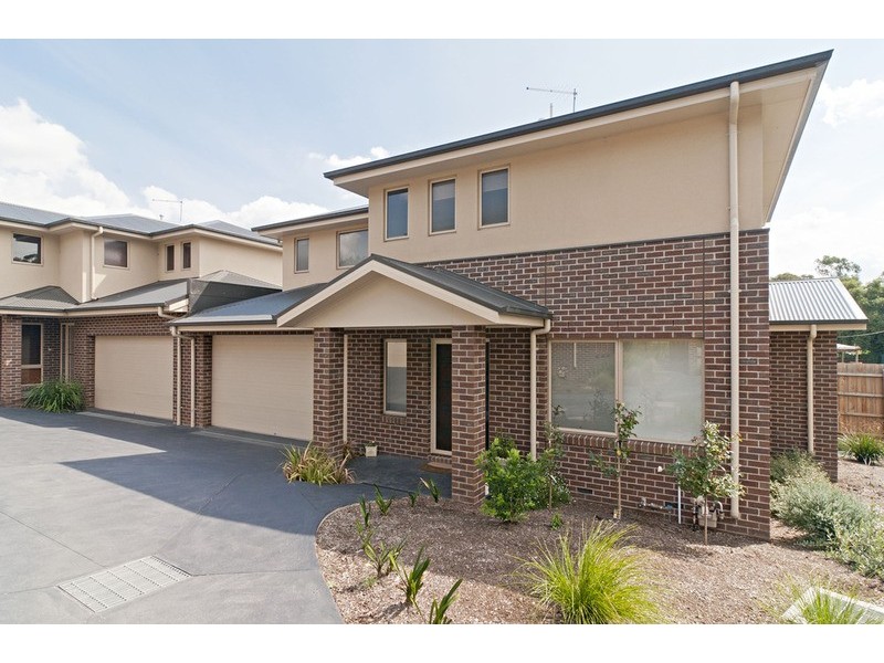 8/4-6 Cambridge Road, Mooroolbark VIC 3138