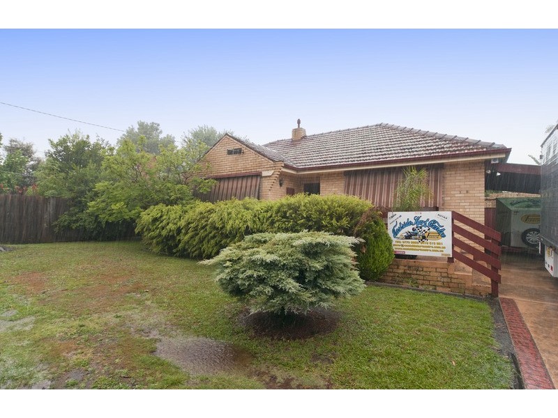 18 Urana Street, Kilsyth VIC 3137