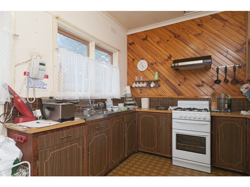 18 Urana Street, Kilsyth VIC 3137