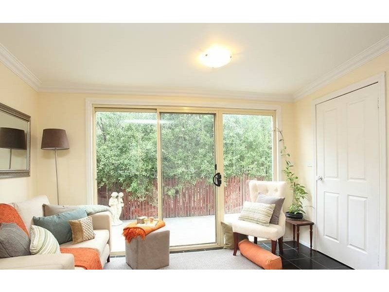 10 Bourbon  Street, Silvan VIC 3795