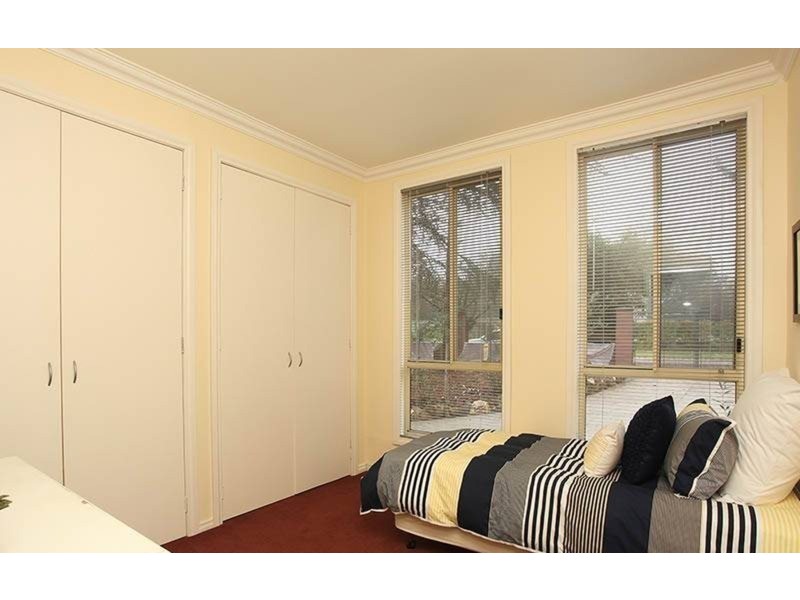10 Bourbon  Street, Silvan VIC 3795