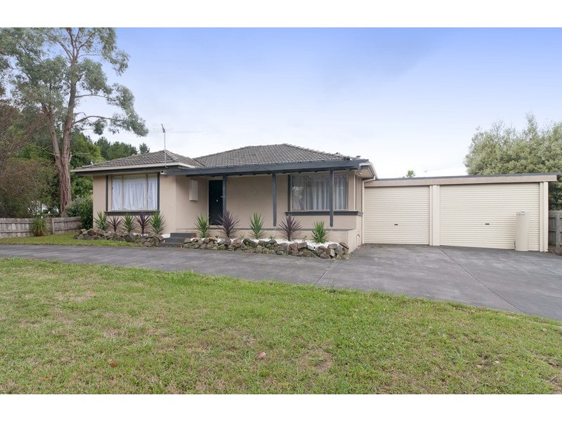 48 Croydondale Drive, Mooroolbark VIC 3138