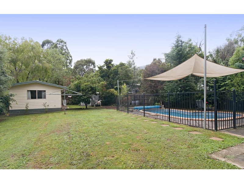 2 Swansea Road, Montrose VIC 3765