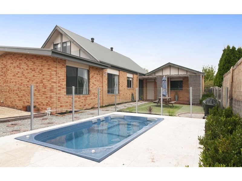 3 Norwich Close, Chirnside Park VIC 3116