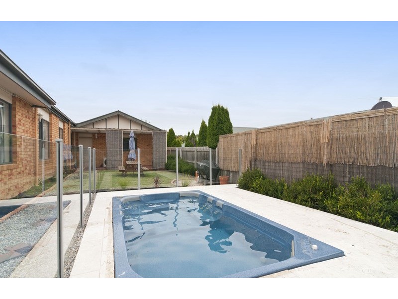 3 Norwich Close, Chirnside Park VIC 3116