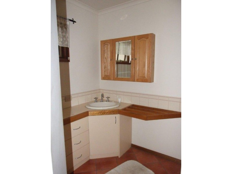 2 Christa  Court, Lilydale VIC 3140