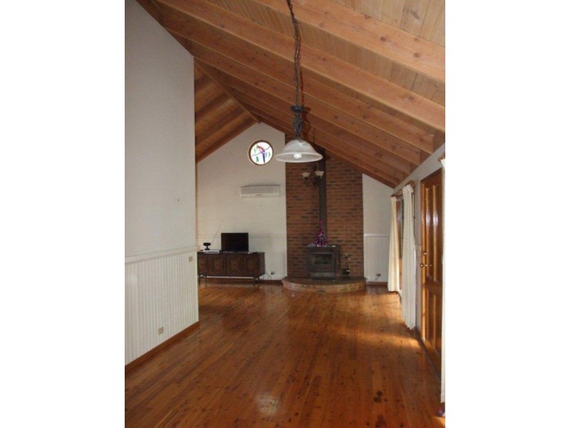 2 Christa  Court, Lilydale VIC 3140