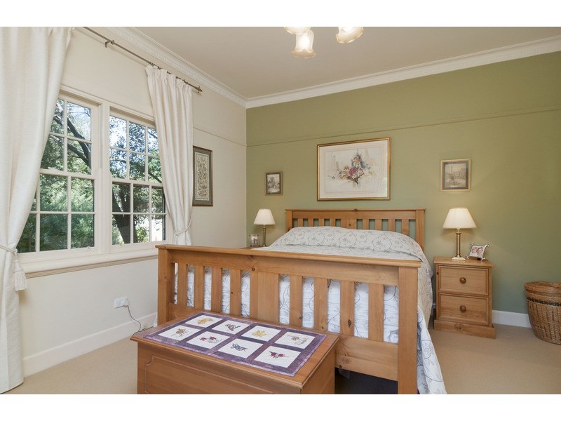 2/36-38 Vernon Street, Croydon VIC 3136