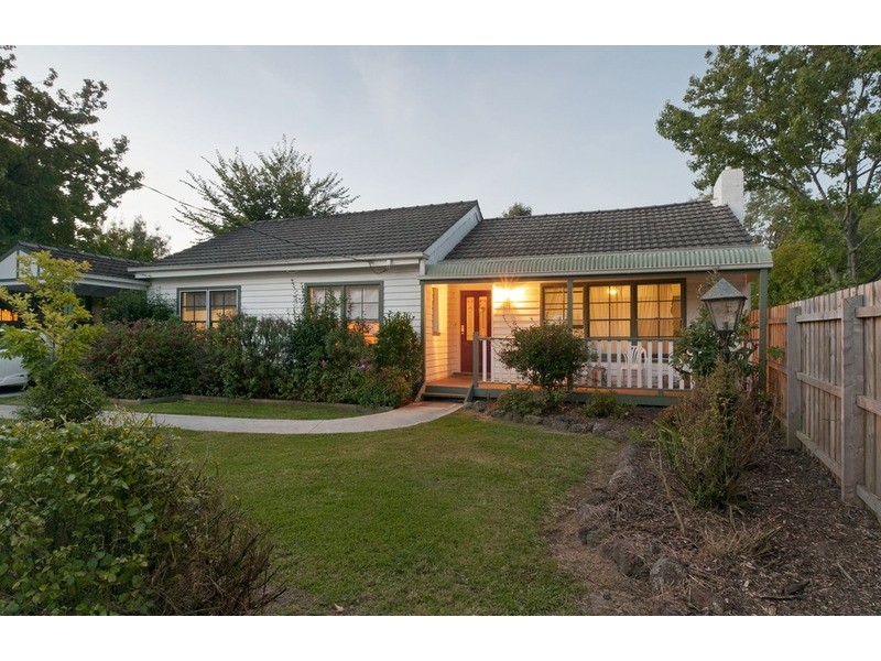 49 Pascoe Avenue, Croydon VIC 3136