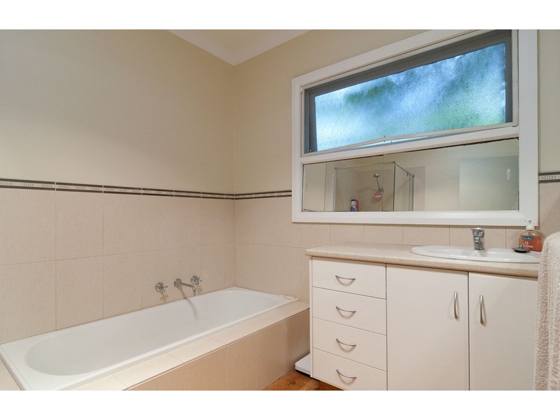 49 Pascoe Avenue, Croydon VIC 3136