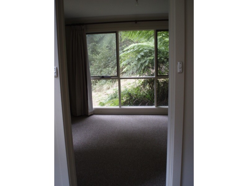 6 Glenholme Road, Mount Evelyn VIC 3796