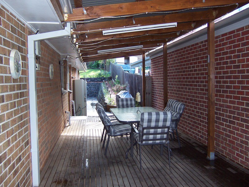 17 McDermott Avenue, Mooroolbark VIC 3138