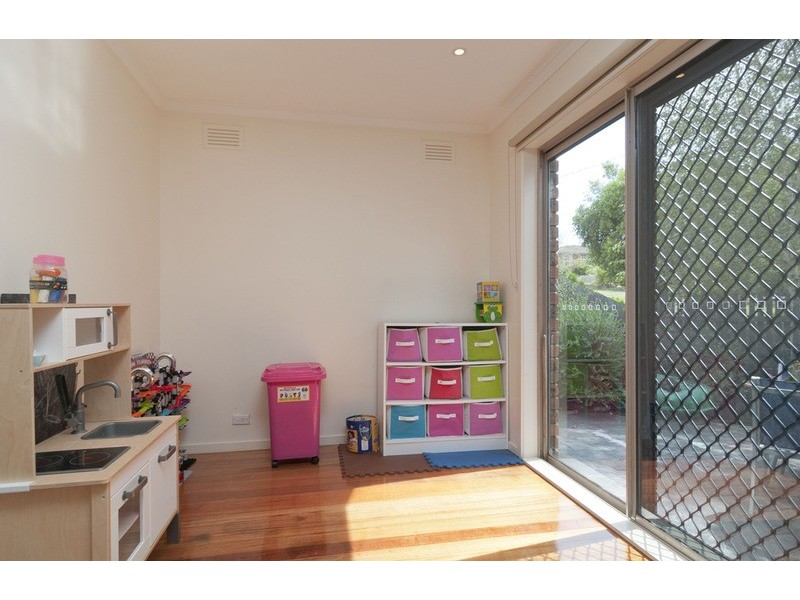 1 Coombah Court, Mooroolbark VIC 3138