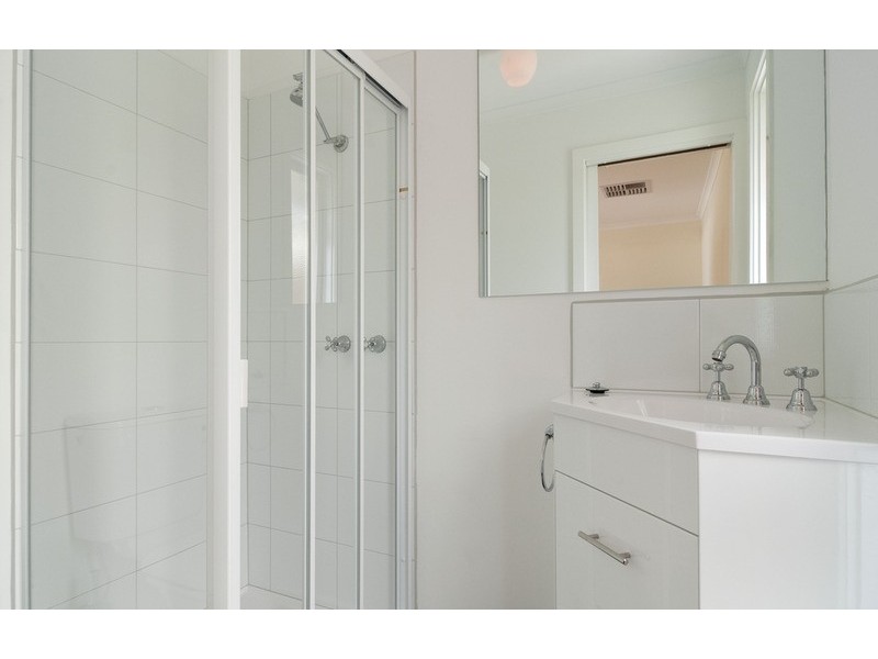 1 Coombah Court, Mooroolbark VIC 3138