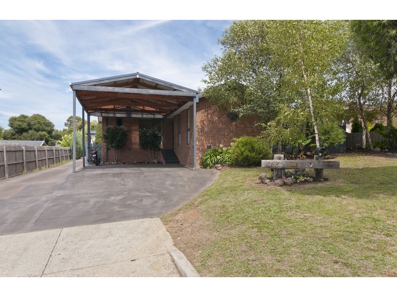 1 Coombah Court, Mooroolbark VIC 3138