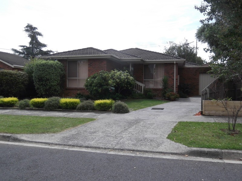 24 Wavell Avenue, Kilsyth VIC 3137