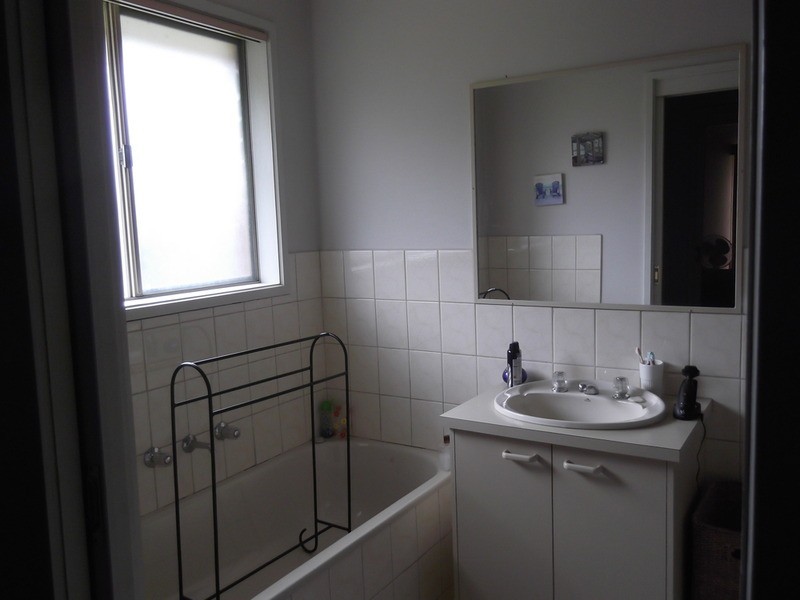 24 Wavell Avenue, Kilsyth VIC 3137