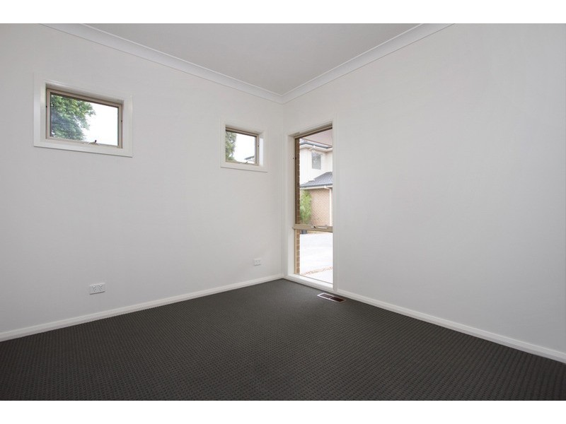 2/100 Dorset Road, Croydon VIC 3136