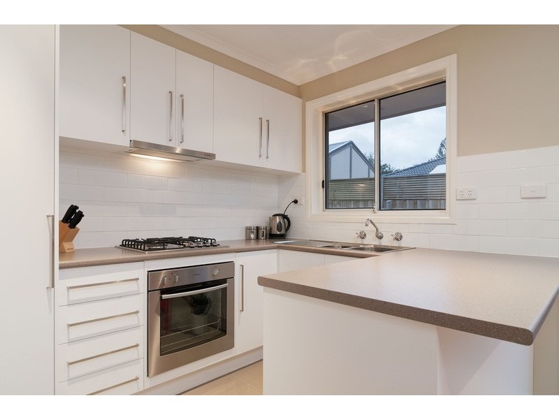 1/14 Piccadilly Court, Kilsyth VIC 3137