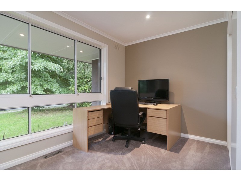 1/14 Piccadilly Court, Kilsyth VIC 3137