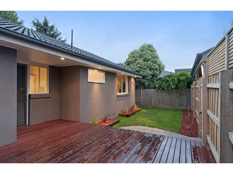 1/14 Piccadilly Court, Kilsyth VIC 3137