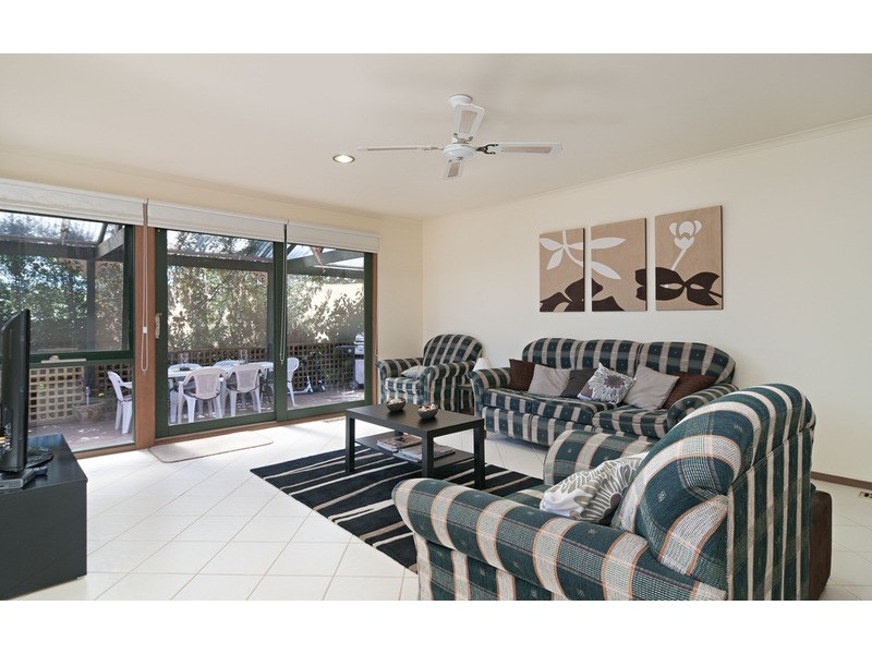 49 Partridge Way, Mooroolbark VIC 3138